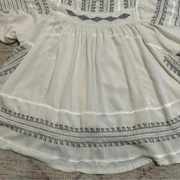 Free People Wild One Embroidered Top in Ivory size XS - Picture 6 of 16